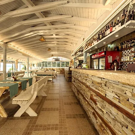 свети никола каваците - плаж и