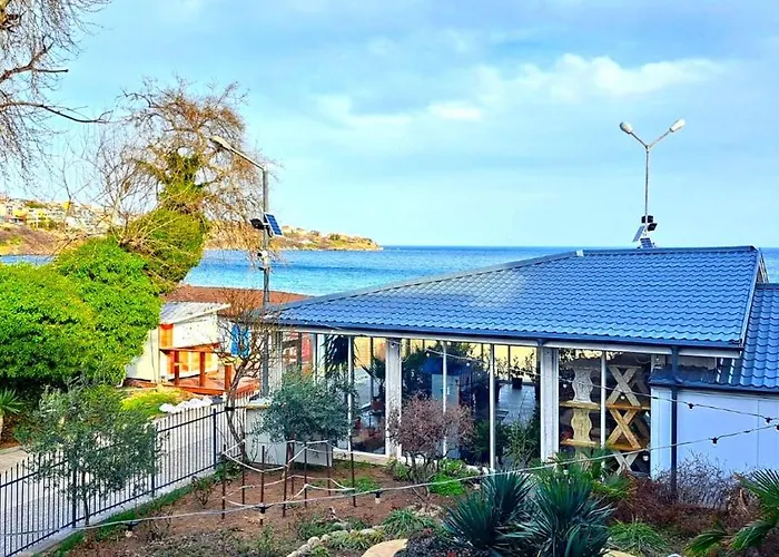 свети никола каваците - плаж и Hotel