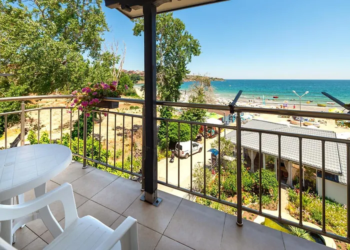 свети никола каваците - плаж и *